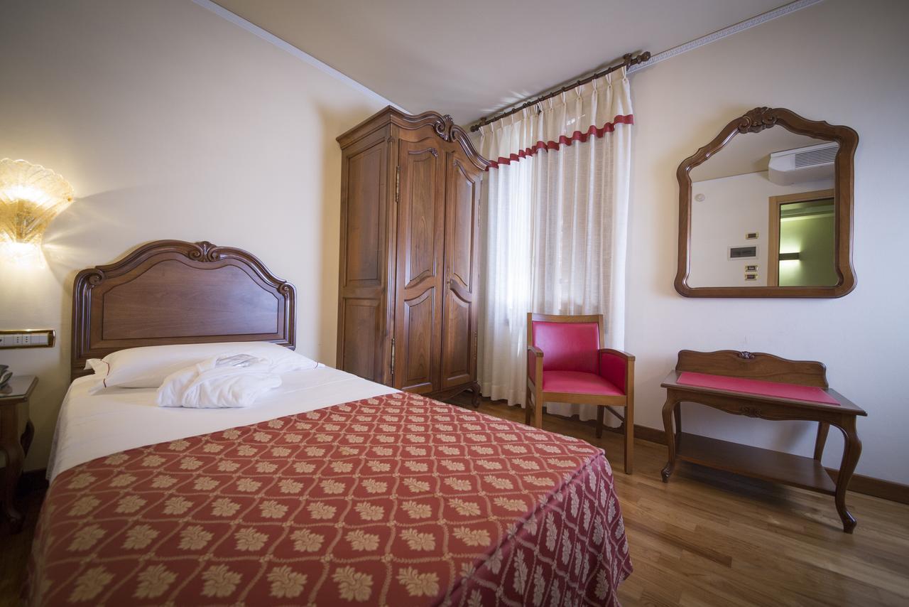 Hotel Spessotto Portogruaro Eksteriør billede
